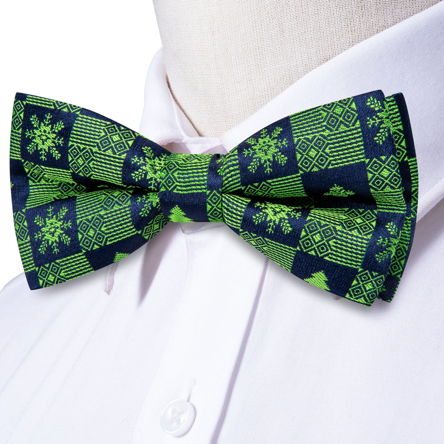 Christmas Blue Green Snowflakes Pre-tied Bow Tie Hanky Cufflinks Set