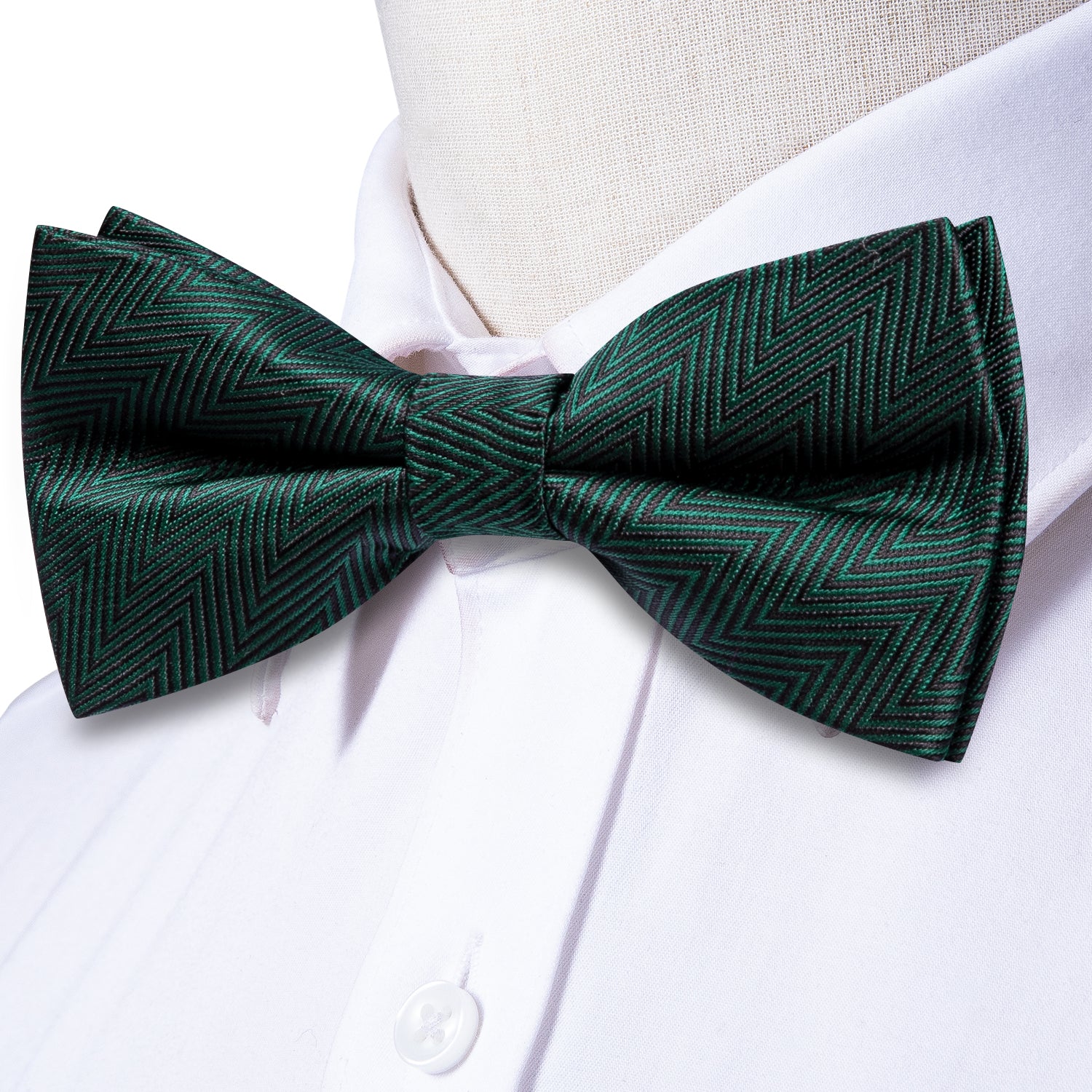 Hi-Tie Deep Green Novelty Pre-tied Bow Tie Hanky Cufflinks Set