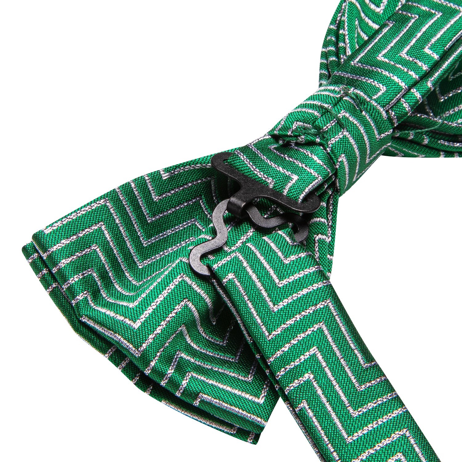Christmas Green White Novelty Pre-tied Bow Tie Hanky Cufflinks Set