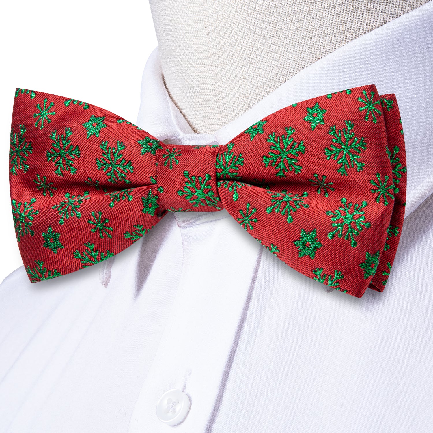 Christmas Red Green Snowflakes Pre-tied Bow Tie Hanky Cufflinks Set